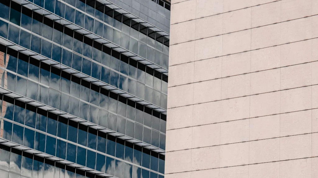 Digital interface showing high-yield pre-leased commercial properties and logistics assets.